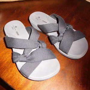 Clark Cloud Steppers